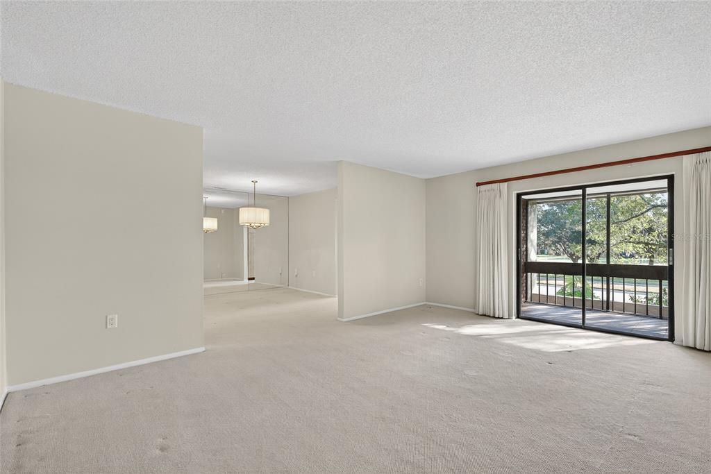 待售: $238,500 (3 贝兹, 2 浴室, 1292 平方英尺)