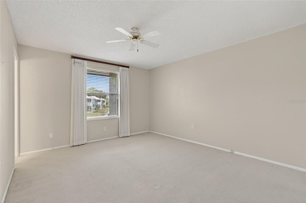 待售: $238,500 (3 贝兹, 2 浴室, 1292 平方英尺)