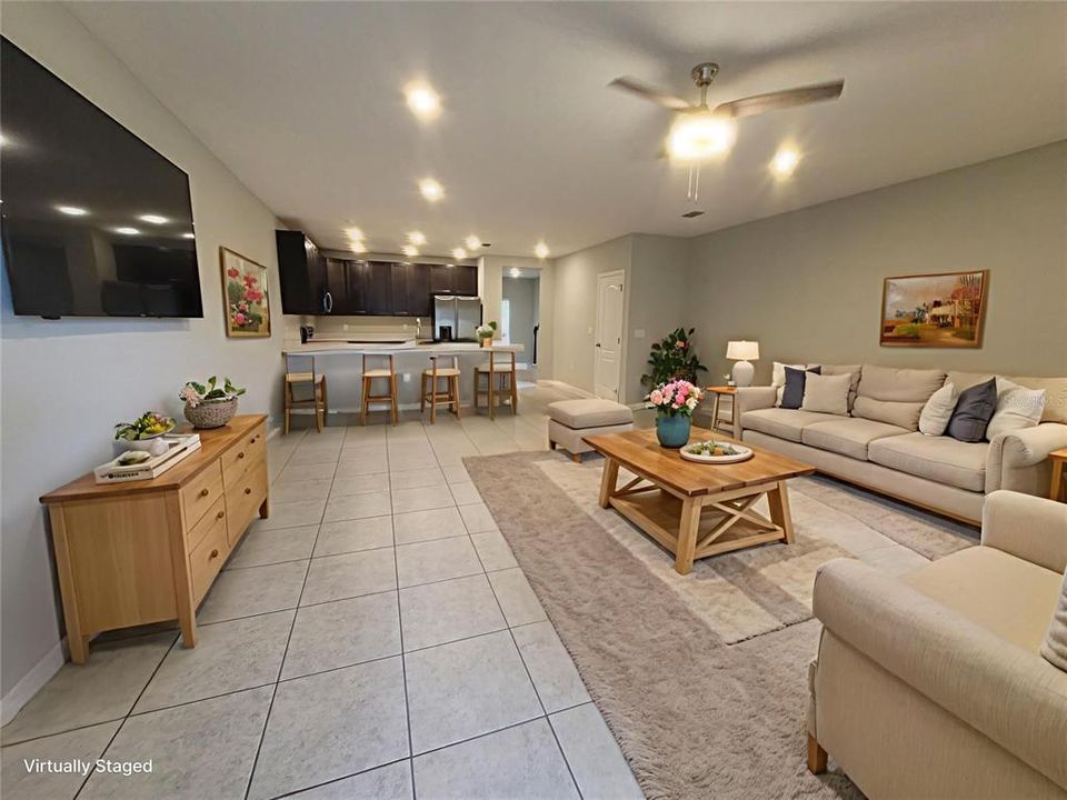 For Rent: $1,850 (3 beds, 2 baths, 1762 Square Feet)