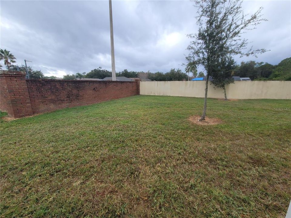 For Rent: $1,850 (3 beds, 2 baths, 1762 Square Feet)