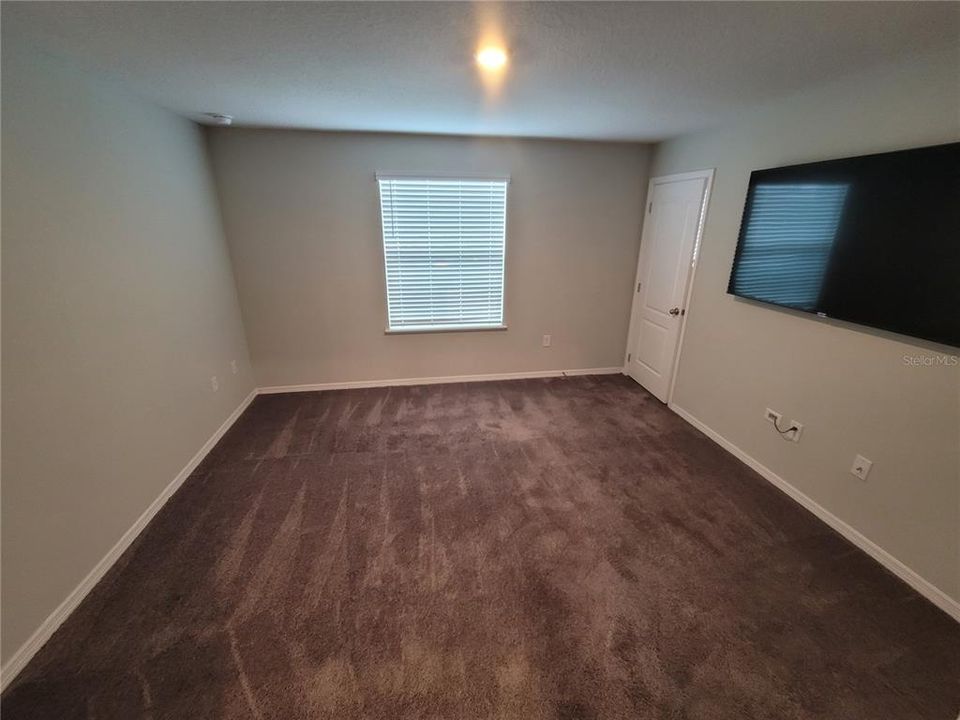 For Rent: $1,850 (3 beds, 2 baths, 1762 Square Feet)