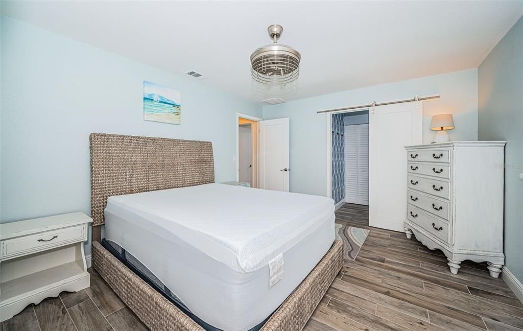 For Rent: $3,200 (2 beds, 2 baths, 1116 Square Feet)