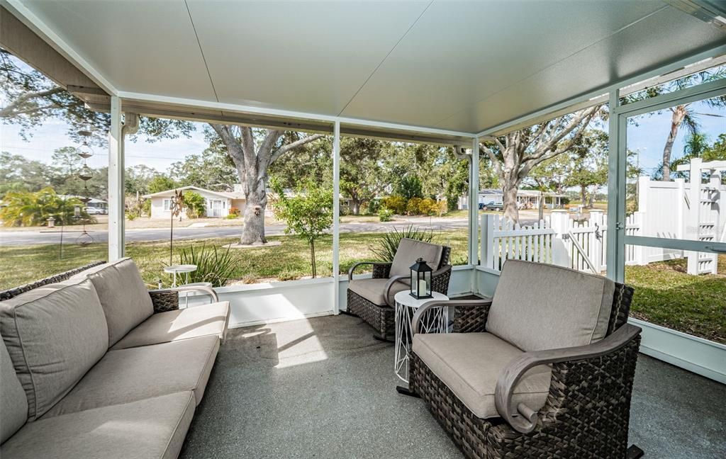 For Rent: $3,200 (2 beds, 2 baths, 1116 Square Feet)