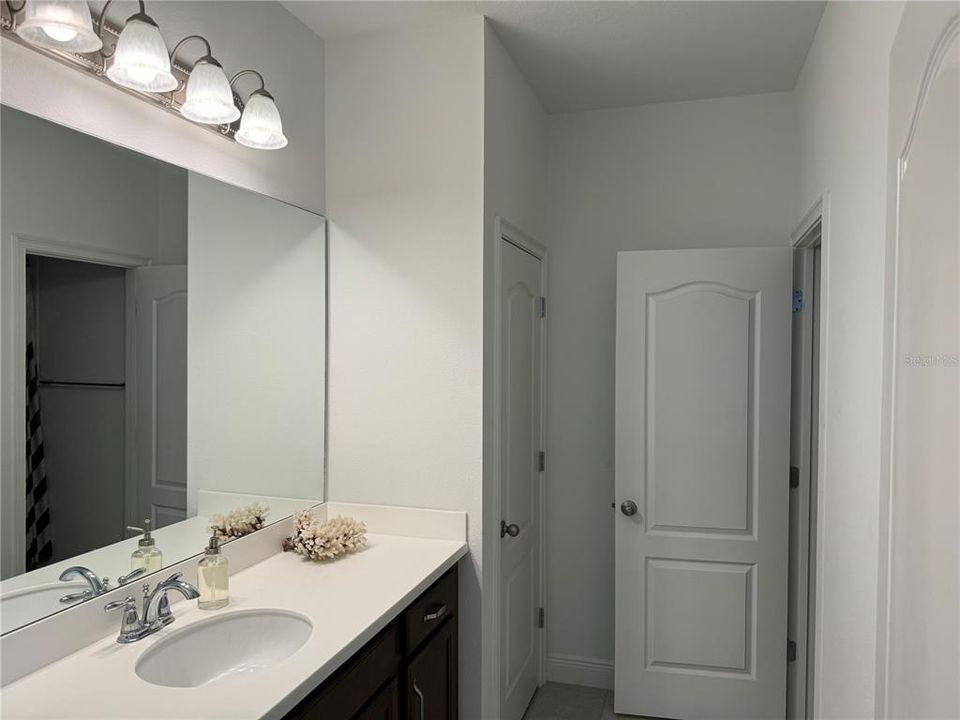 For Rent: $2,850 (3 beds, 2 baths, 2339 Square Feet)