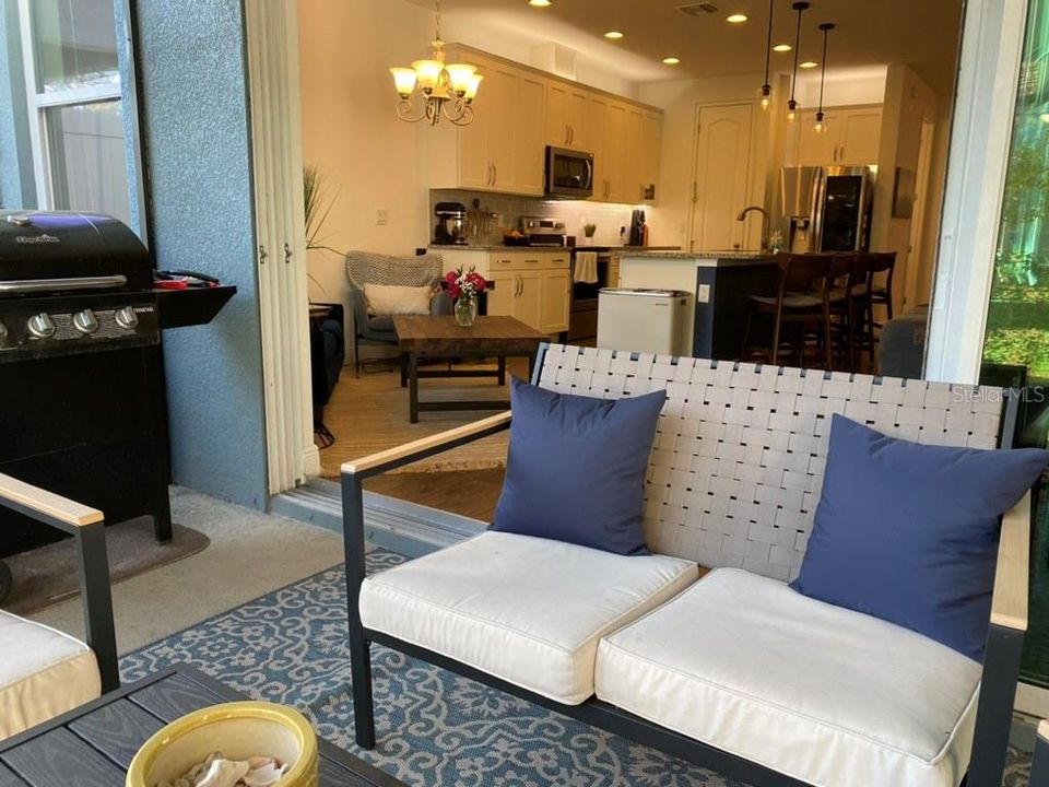 For Rent: $2,850 (3 beds, 2 baths, 2339 Square Feet)