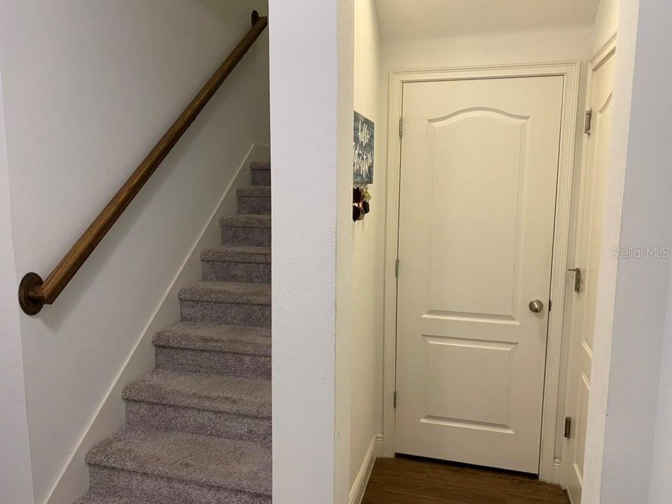 For Rent: $2,850 (3 beds, 2 baths, 2339 Square Feet)