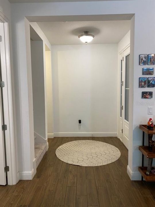 For Rent: $2,850 (3 beds, 2 baths, 2339 Square Feet)