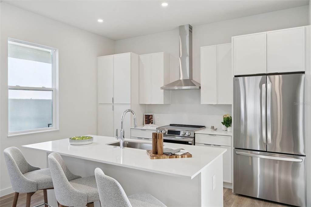 待售: $389,990 (4 贝兹, 2 浴室, 1998 平方英尺)