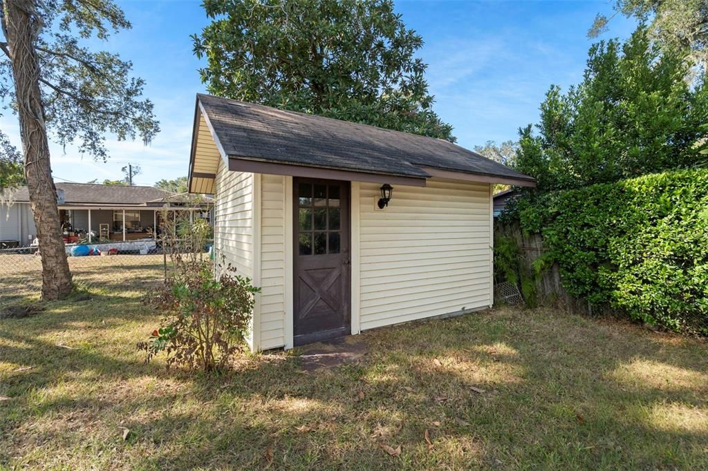 На продажу: $299,900 (3 спален, 1 ванн, 1424 Квадратных фут)