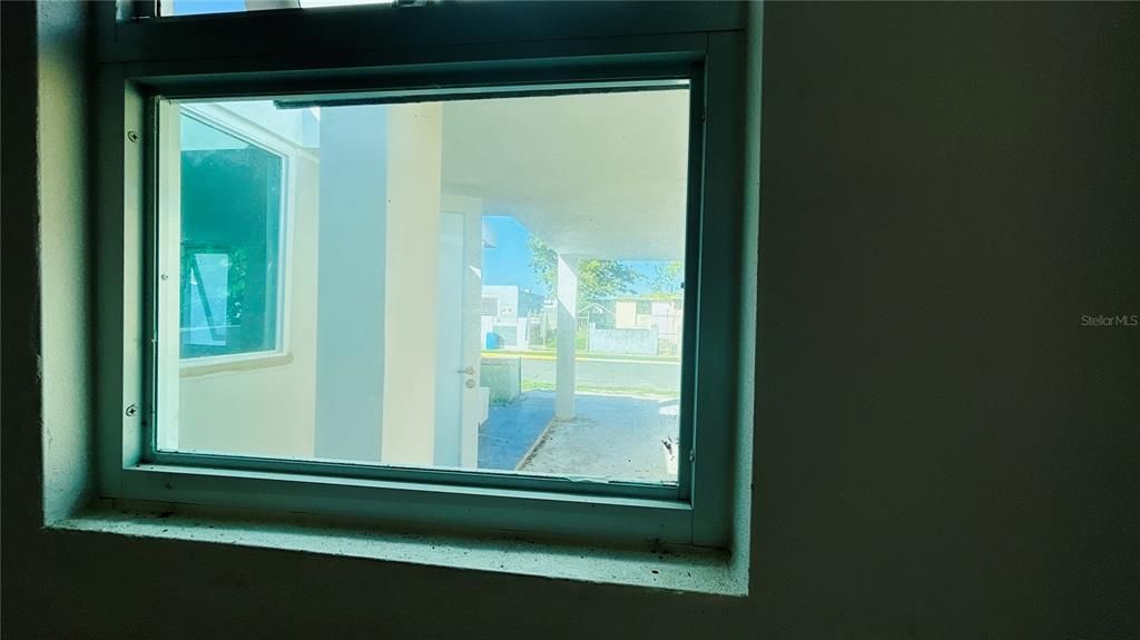 На продажу: $205,000 (3 спален, 2 ванн, 1085 Квадратных фут)