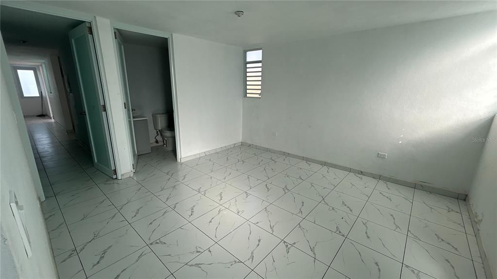 На продажу: $205,000 (3 спален, 2 ванн, 1085 Квадратных фут)