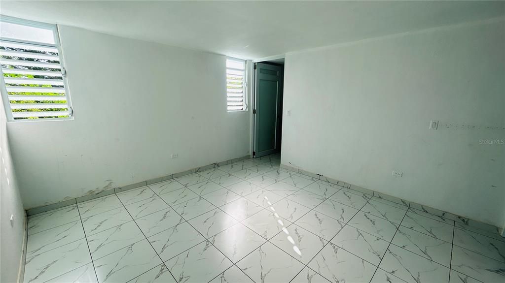 На продажу: $205,000 (3 спален, 2 ванн, 1085 Квадратных фут)