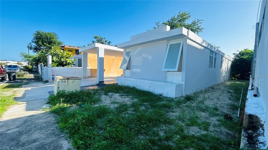 На продажу: $205,000 (3 спален, 2 ванн, 1085 Квадратных фут)