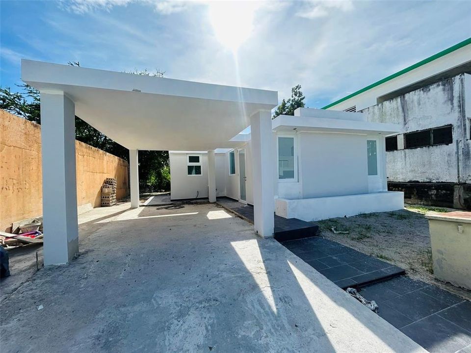 На продажу: $205,000 (3 спален, 2 ванн, 1085 Квадратных фут)