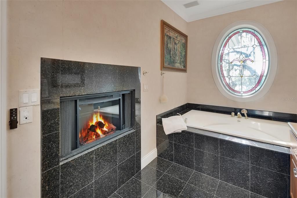 На продажу: $1,450,000 (6 спален, 6 ванн, 5587 Квадратных фут)