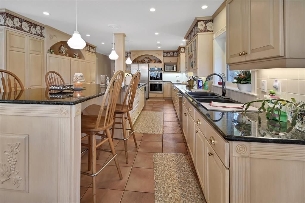 На продажу: $1,450,000 (6 спален, 6 ванн, 5587 Квадратных фут)