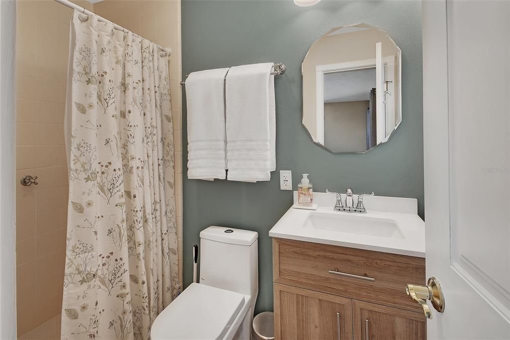 На продажу: $1,450,000 (6 спален, 6 ванн, 5587 Квадратных фут)