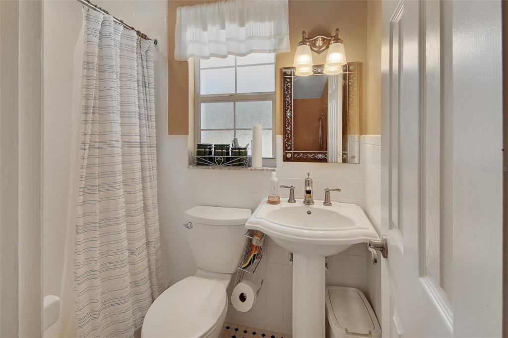 На продажу: $1,450,000 (6 спален, 6 ванн, 5587 Квадратных фут)