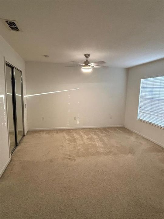 For Sale: $375,000 (2 beds, 3 baths, 2059 Square Feet)