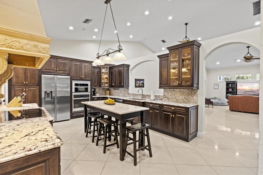 For Sale: $1,279,000 (4 beds, 3 baths, 4521 Square Feet)