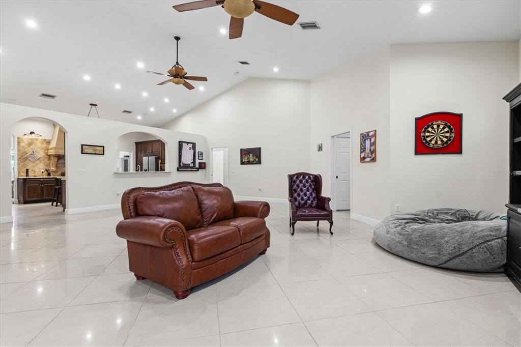 For Sale: $1,279,000 (4 beds, 3 baths, 4521 Square Feet)