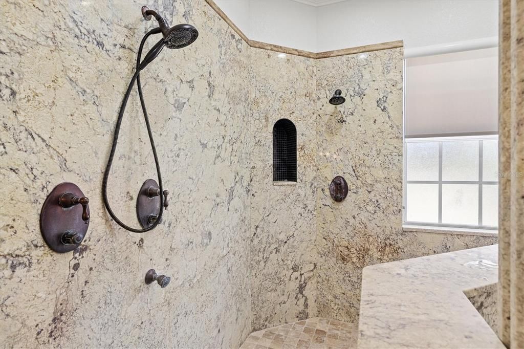 For Sale: $1,279,000 (4 beds, 3 baths, 4521 Square Feet)