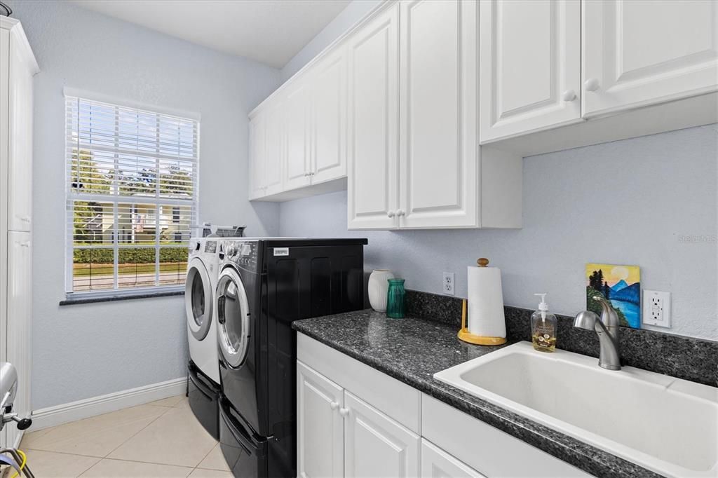 For Sale: $1,279,000 (4 beds, 3 baths, 4521 Square Feet)