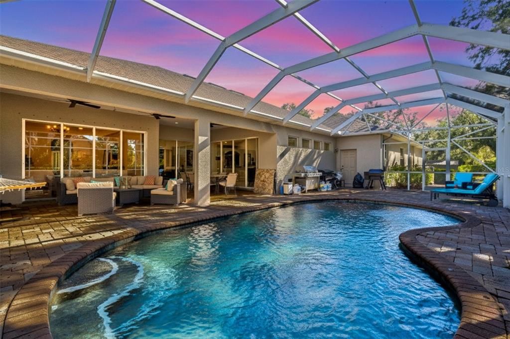 For Sale: $1,279,000 (4 beds, 3 baths, 4521 Square Feet)