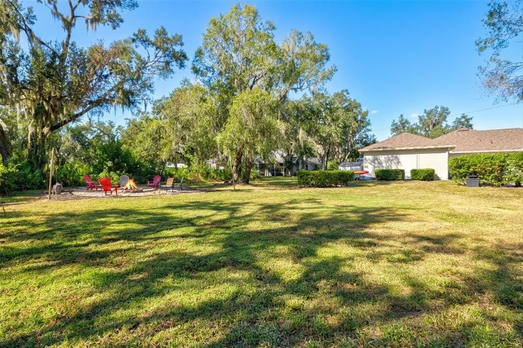 For Sale: $1,279,000 (4 beds, 3 baths, 4521 Square Feet)