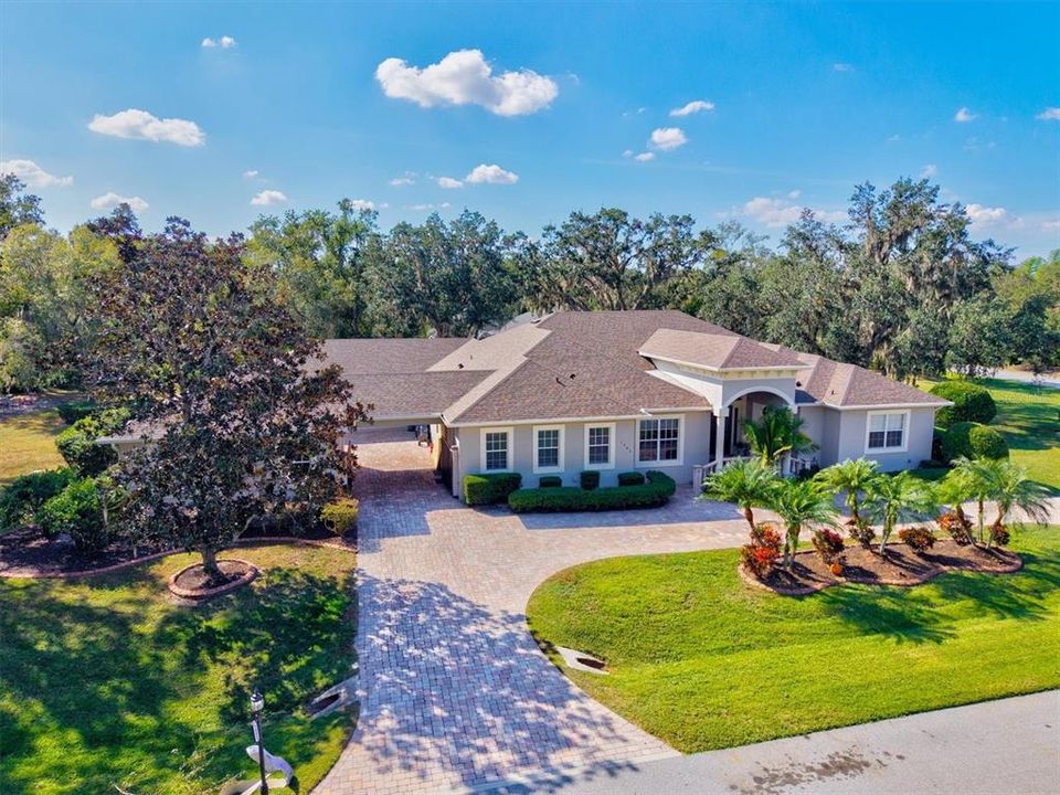 For Sale: $1,279,000 (4 beds, 3 baths, 4521 Square Feet)