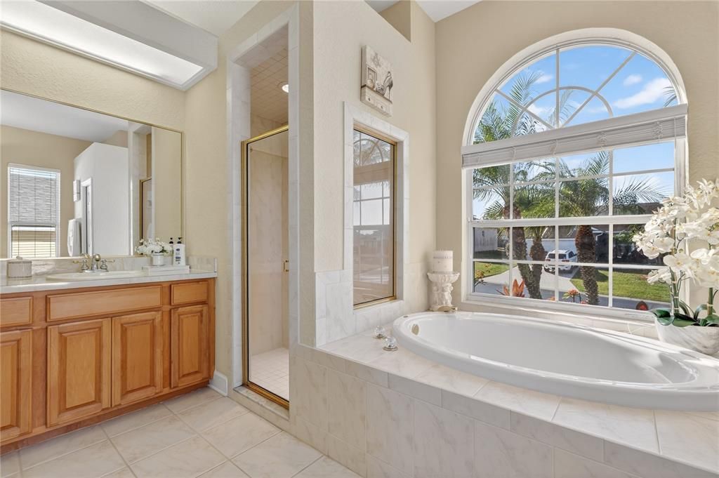 En Venta: $485,000 (4 camas, 3 baños, 2418 Pies cuadrados)