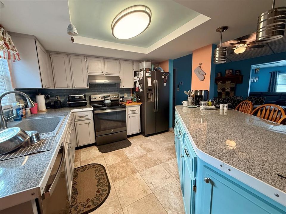 На продажу: $260,000 (3 спален, 2 ванн, 1499 Квадратных фут)