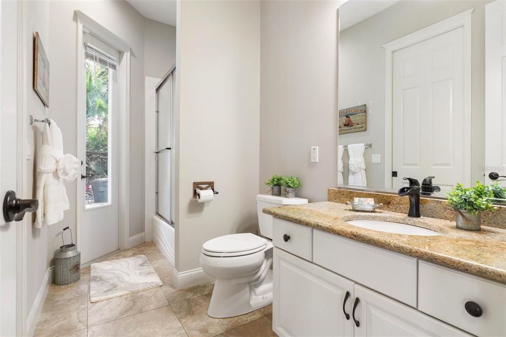 For Rent: $7,500 (5 beds, 4 baths, 4122 Square Feet)