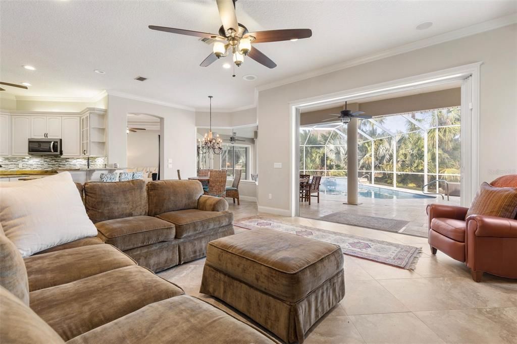 For Rent: $7,500 (5 beds, 4 baths, 4122 Square Feet)