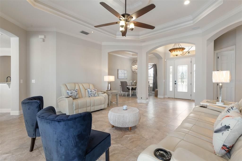 For Rent: $7,500 (5 beds, 4 baths, 4122 Square Feet)