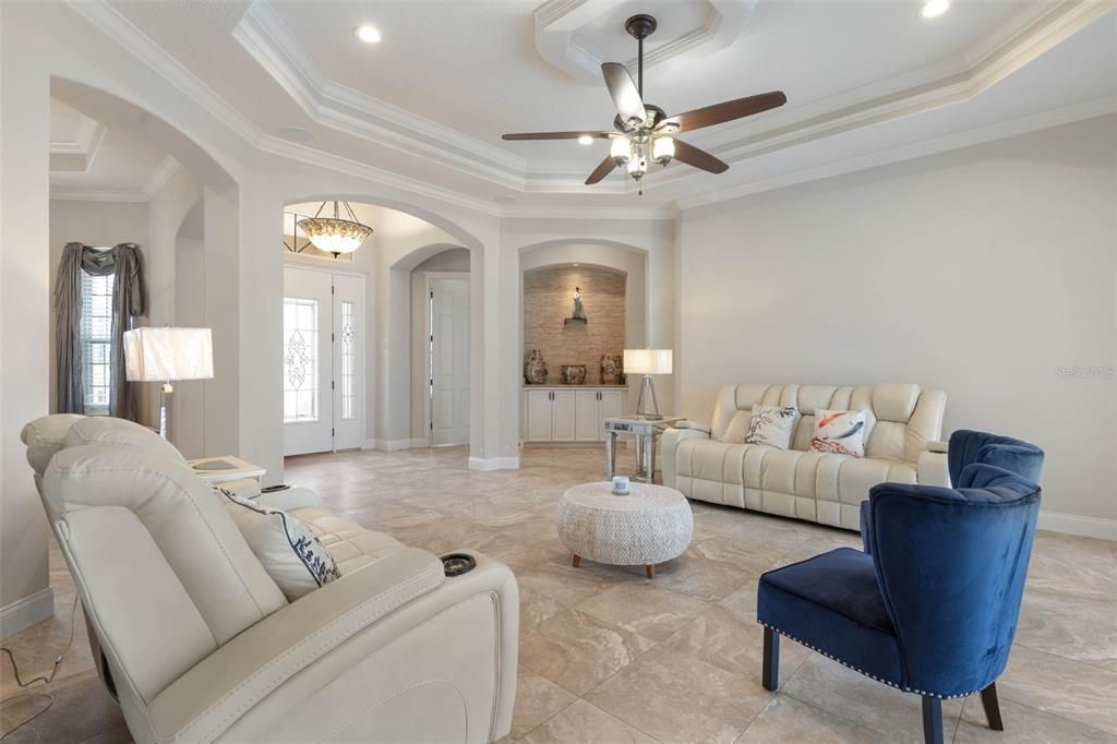 For Rent: $7,500 (5 beds, 4 baths, 4122 Square Feet)