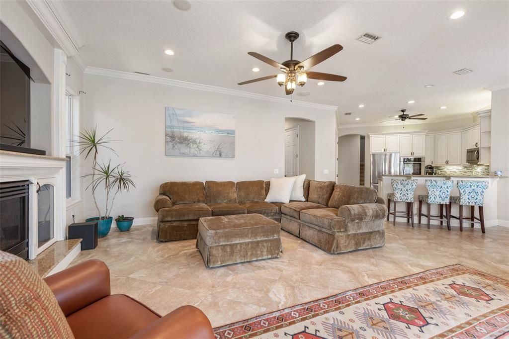 For Rent: $7,500 (5 beds, 4 baths, 4122 Square Feet)