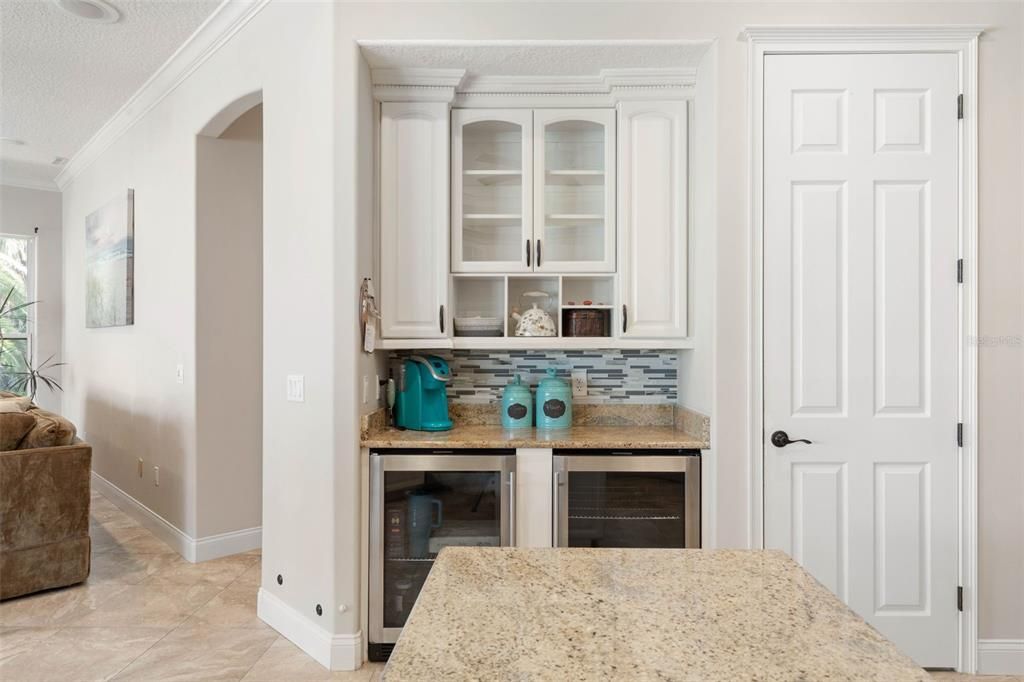 For Rent: $7,500 (5 beds, 4 baths, 4122 Square Feet)