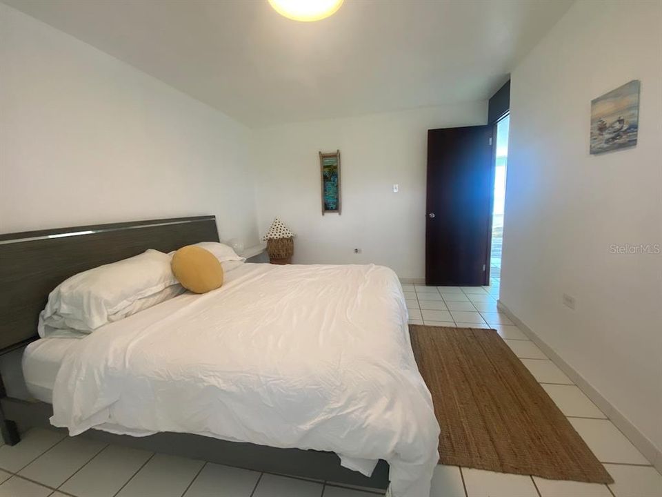 For Rent: $1,850 (1 beds, 1 baths, 681 Square Feet)