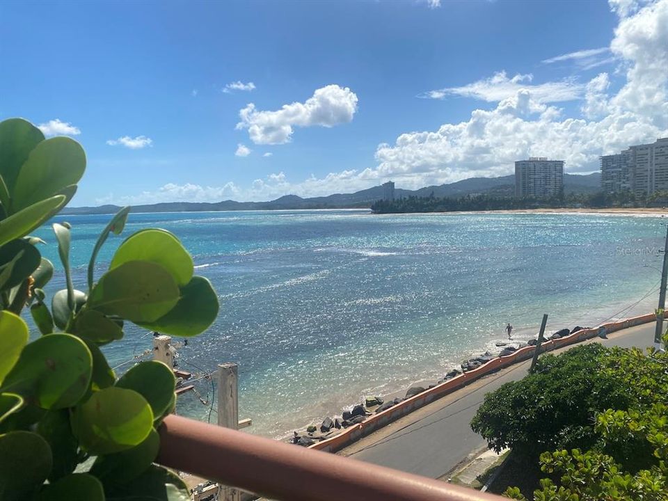 For Rent: $1,850 (1 beds, 1 baths, 681 Square Feet)