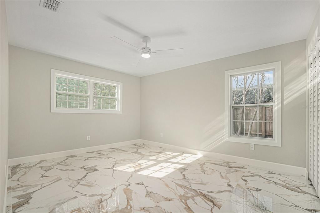 待售: $234,900 (3 贝兹, 1 浴室, 1228 平方英尺)