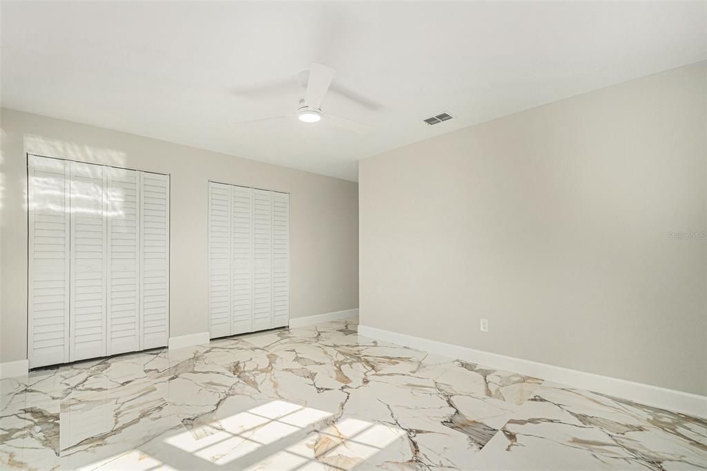 待售: $234,900 (3 贝兹, 1 浴室, 1228 平方英尺)