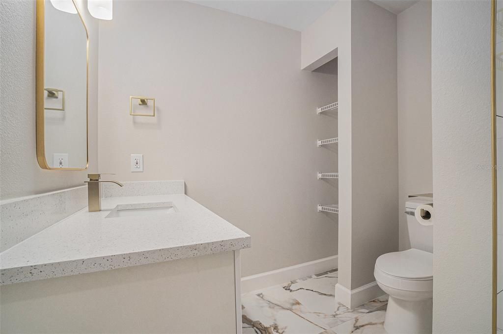 待售: $234,900 (3 贝兹, 1 浴室, 1228 平方英尺)