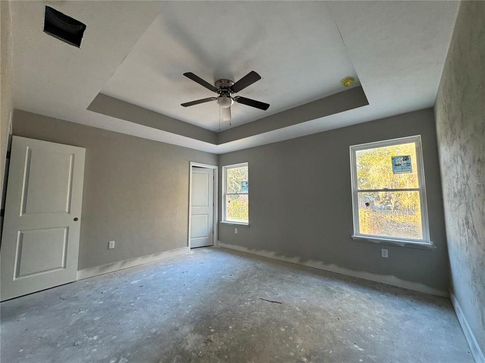 For Sale: $279,900 (3 beds, 2 baths, 1273 Square Feet)
