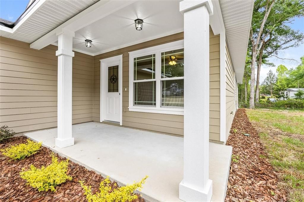 На продажу: $279,900 (3 спален, 2 ванн, 1273 Квадратных фут)