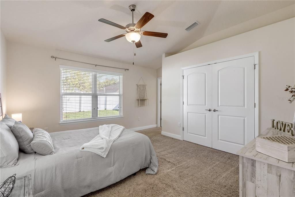 待售: $330,000 (3 贝兹, 2 浴室, 1344 平方英尺)