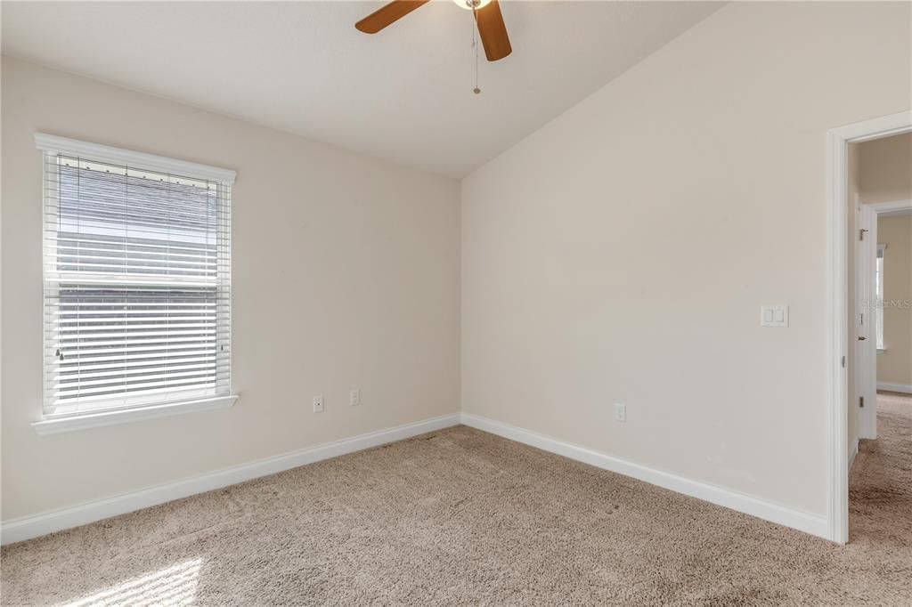 待售: $330,000 (3 贝兹, 2 浴室, 1344 平方英尺)