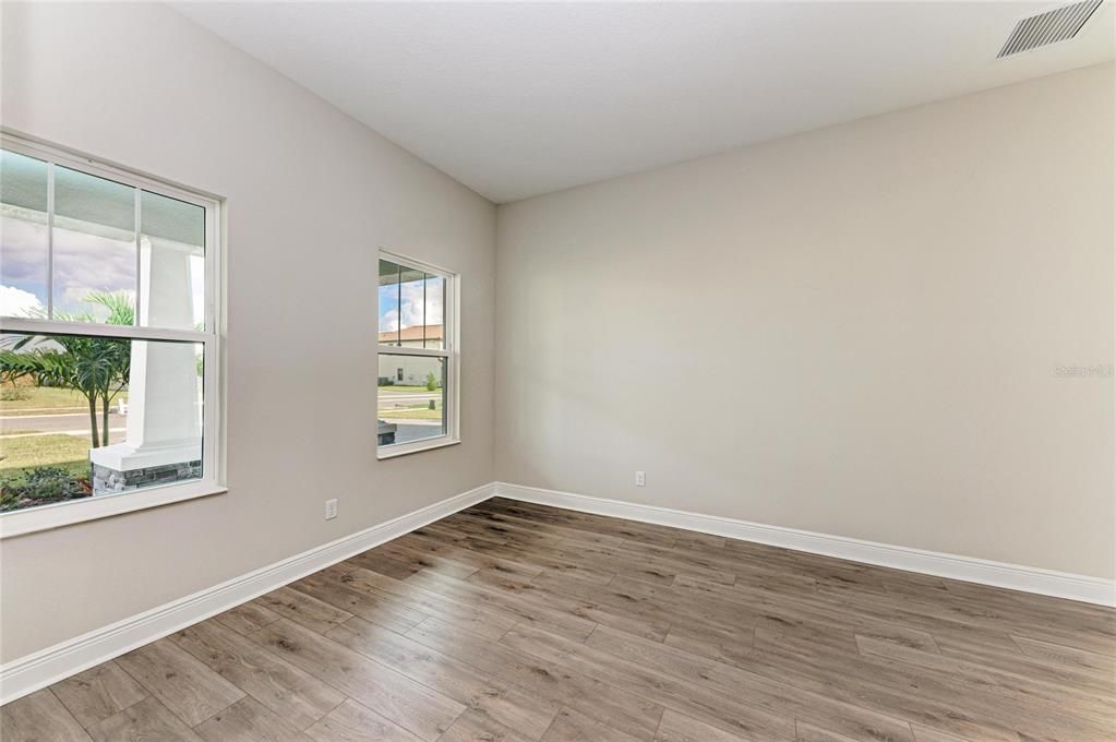 En Venta: $1,246,809 (5 camas, 4 baños, 4602 Pies cuadrados)