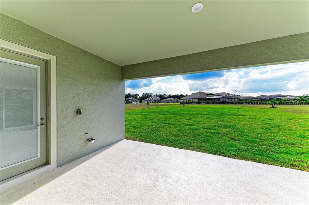 En Venta: $1,246,809 (5 camas, 4 baños, 4602 Pies cuadrados)