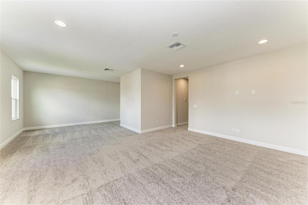 En Venta: $1,246,809 (5 camas, 4 baños, 4602 Pies cuadrados)